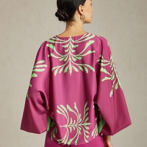 Ador- satin lantern sleeve
Blouse. Size Large